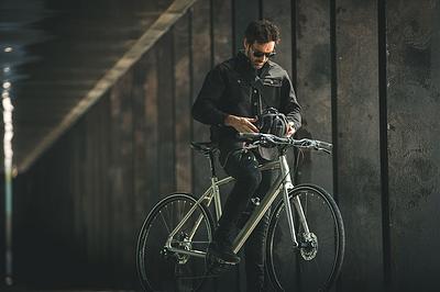 Merida CROSSWAY 100 (SILK WARM SLATE GREY(BLACK), L)